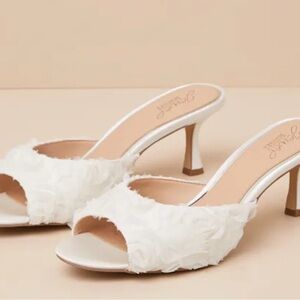 Elegant White/Ivory Kitten Heel